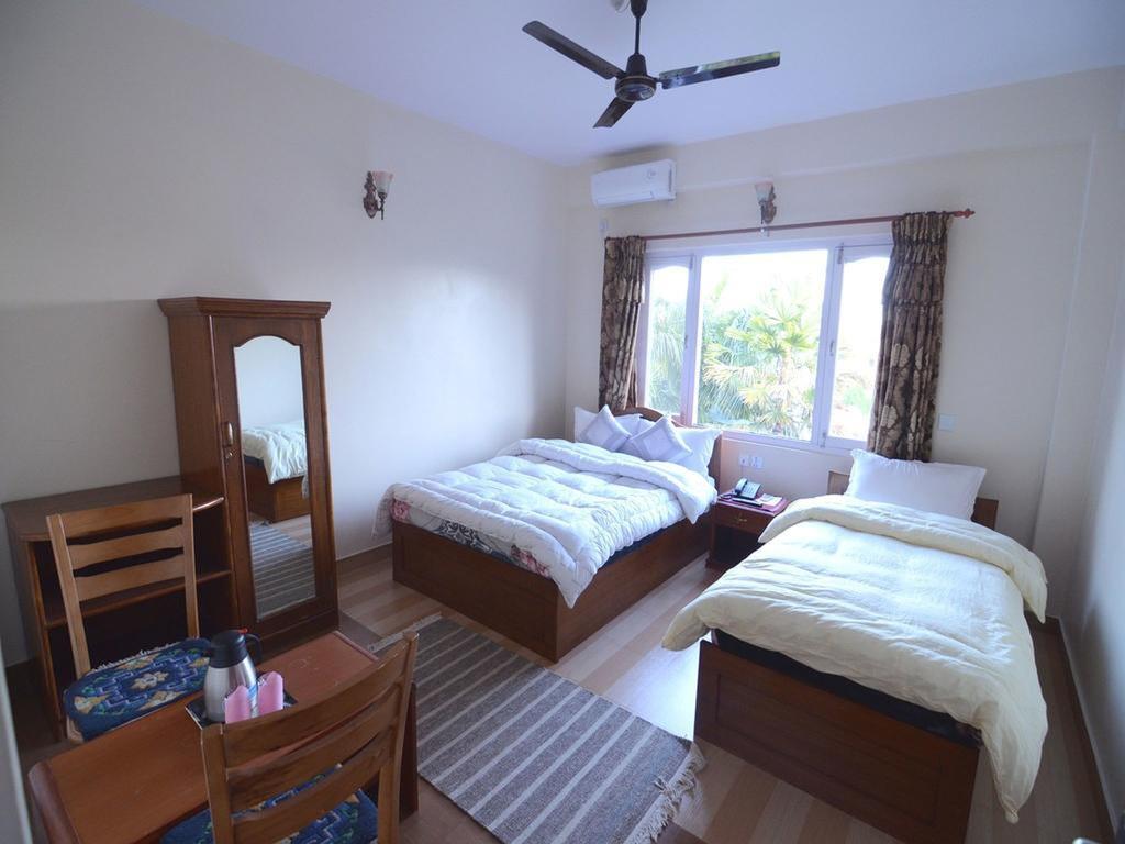 Hotel Asia Ποκάρα Εξωτερικό φωτογραφία